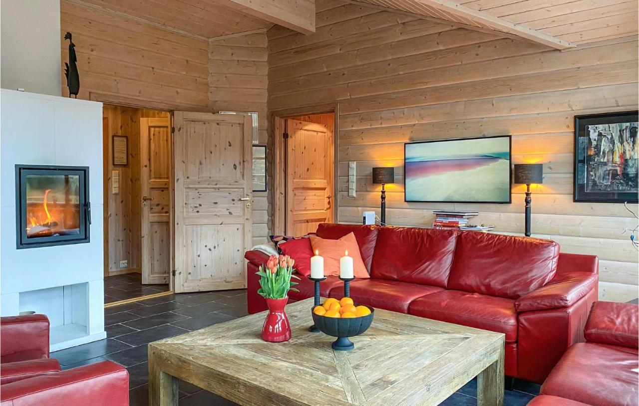 Nice Home In Straumgjerde With Wifi Brunstad Exterior foto